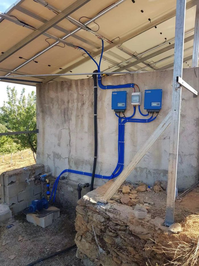 5.5kw 7.5kw 11kw 30kw Ip65 Jntech Vfd Solar Water Pump Inverter with Battery 22kw~55kw 220v 380v Single Three Phase