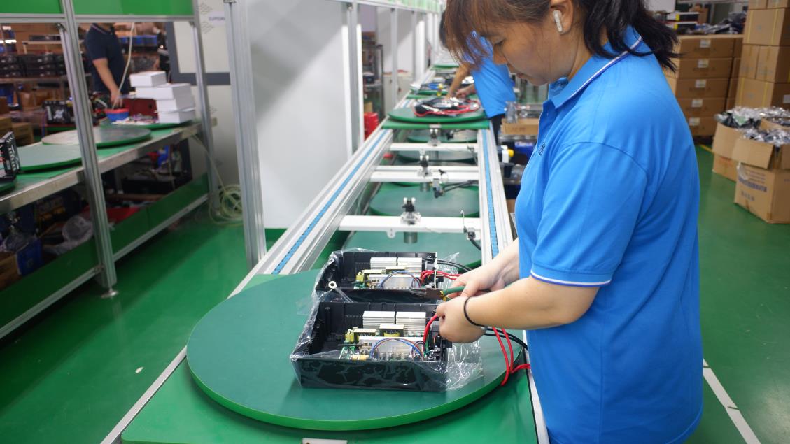 Energy storage system assembling process at Yde Power