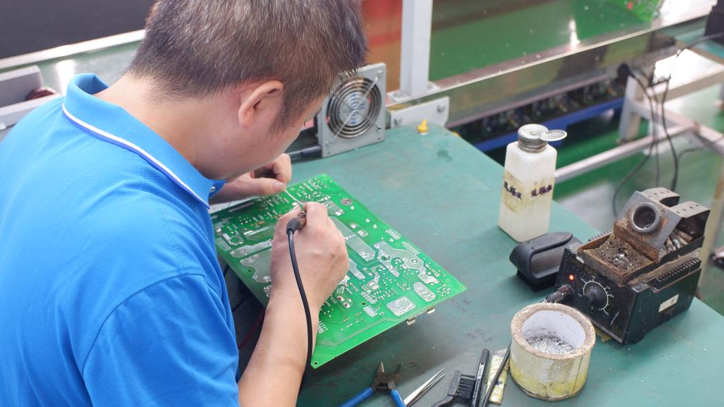 Back soldering process quality control at Yde Power