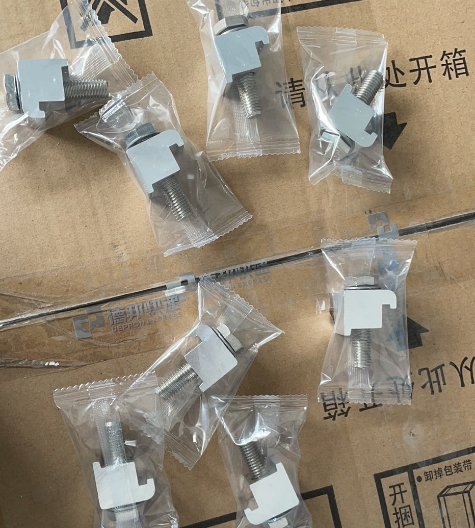 ISO M8 Strong Vacuum Aluminium Pipe Fittings Single Claw Clamp for Vacuum Industry