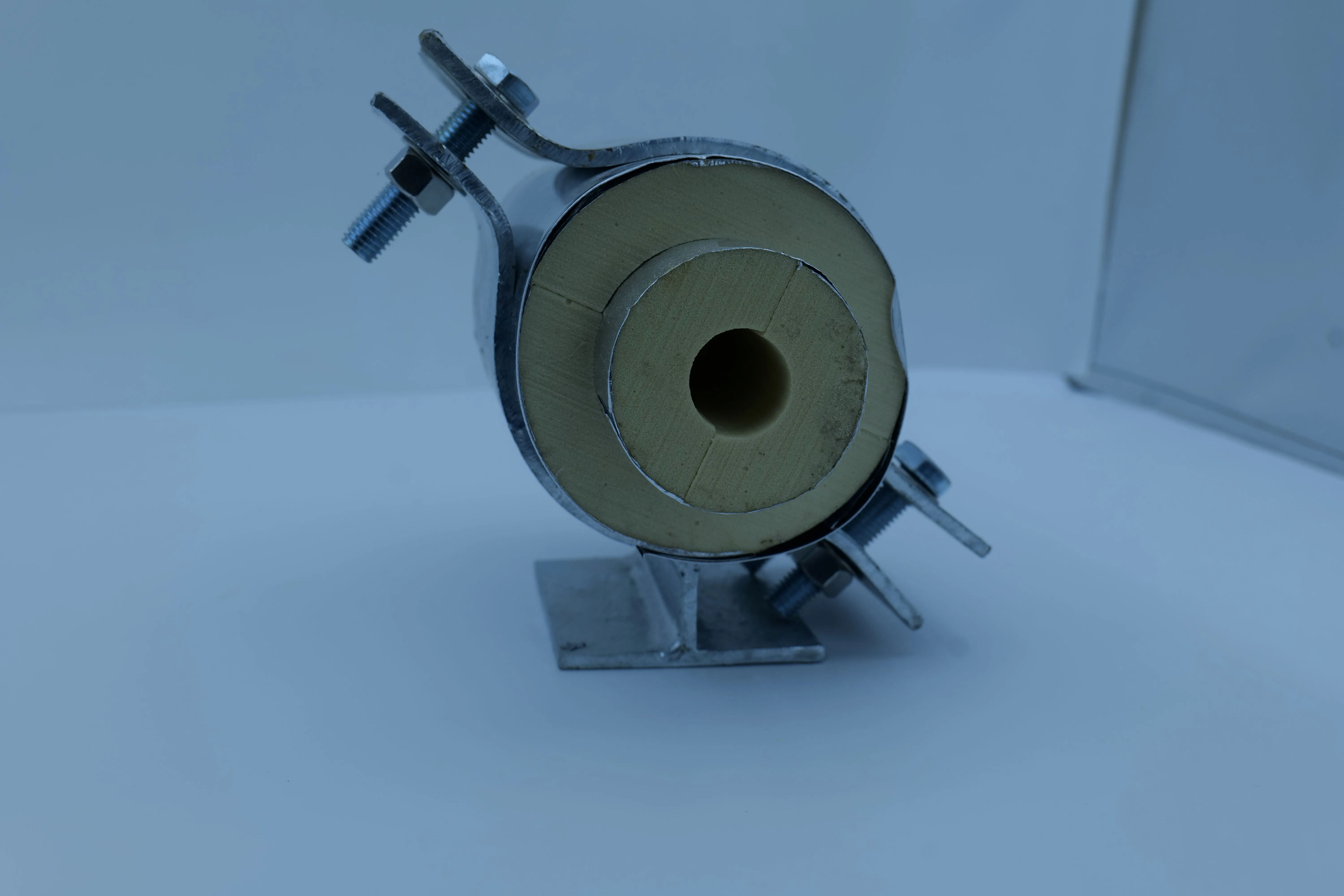 Limit Management Pipe Support with Customized Insulation Solutions