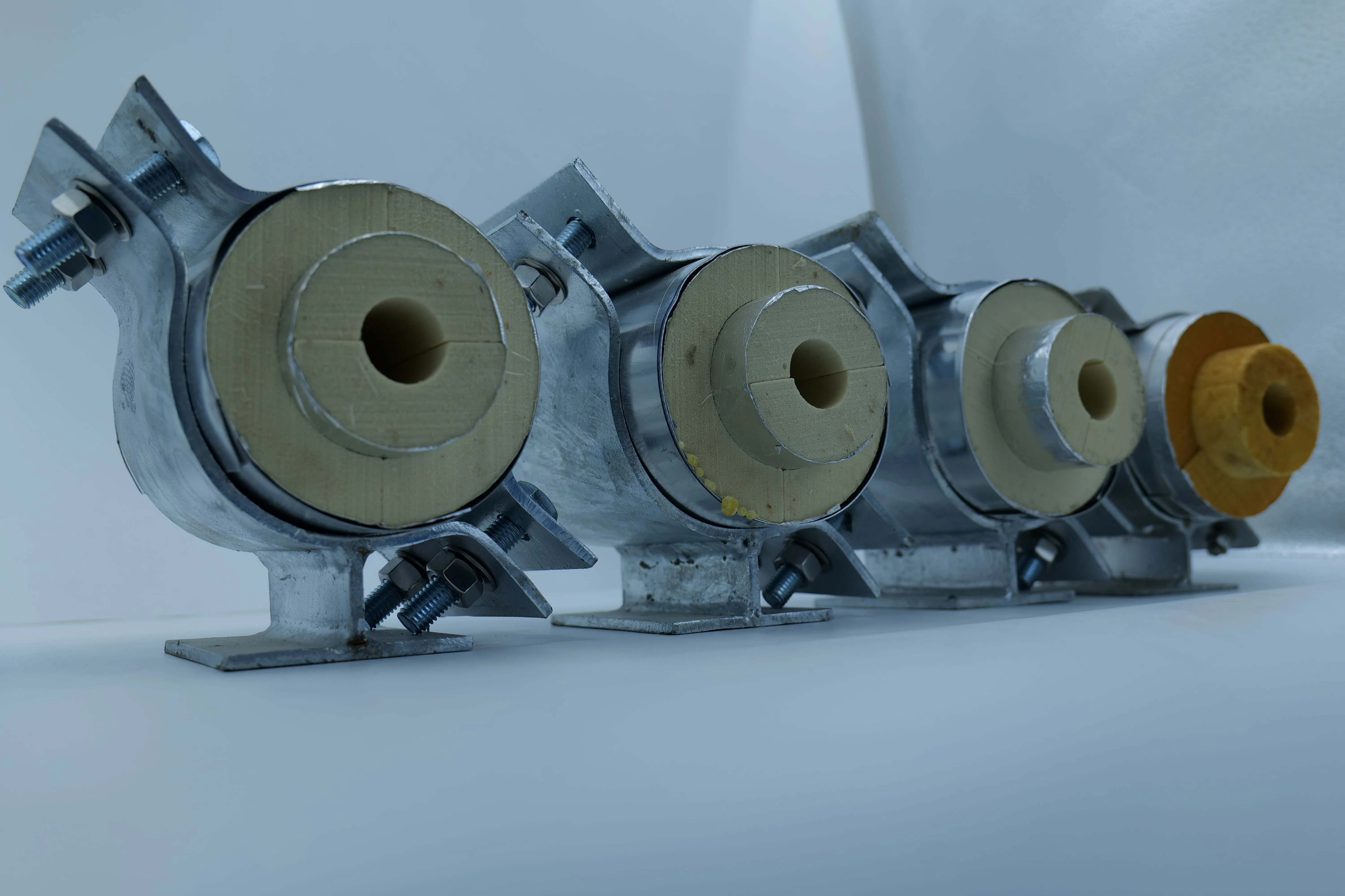 Heavy-Duty Fixed Support for Sliding Pipes in Tough Conditions