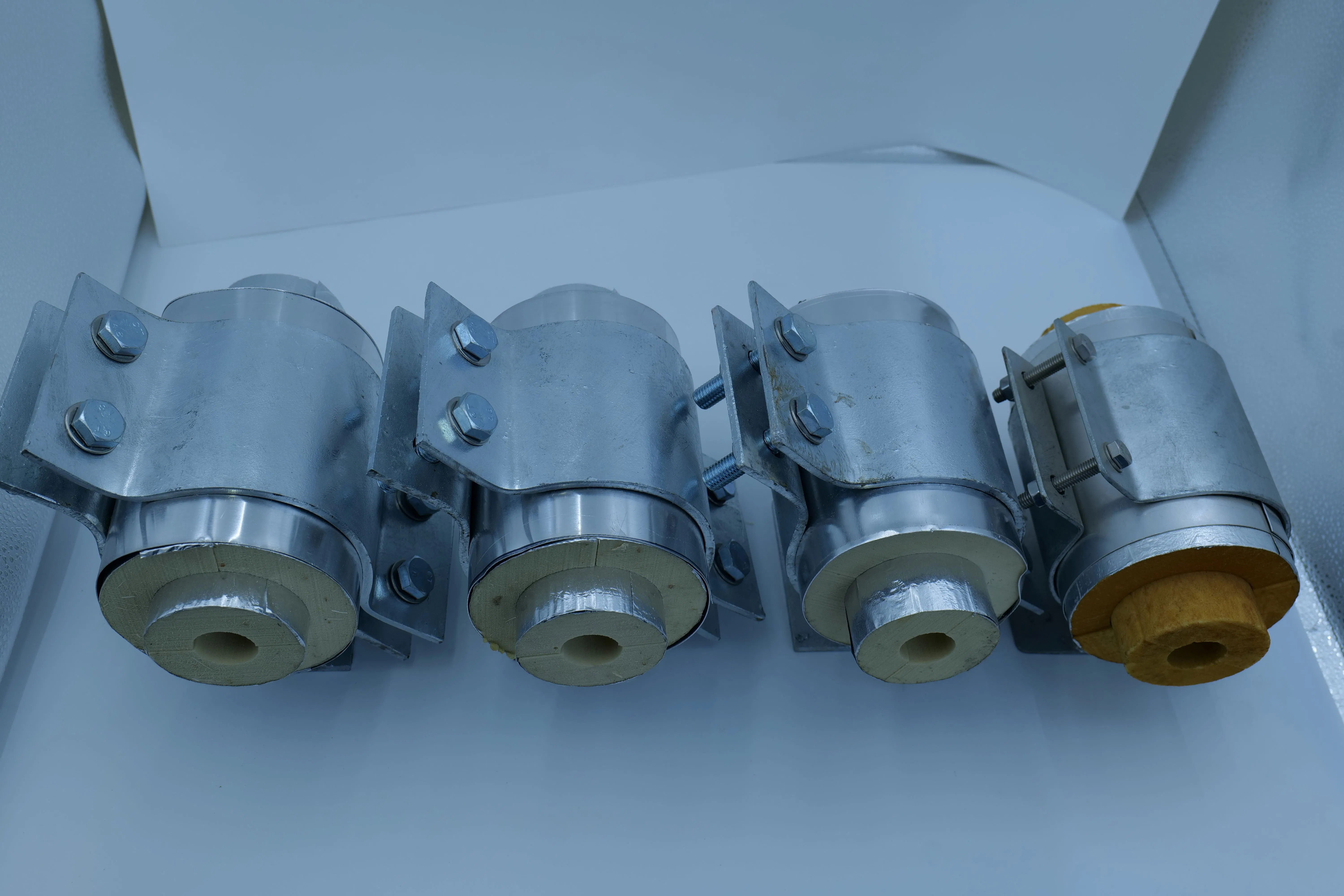 Customizable Pillow-Type Sliding Support for Optimal Refrigeration Needs