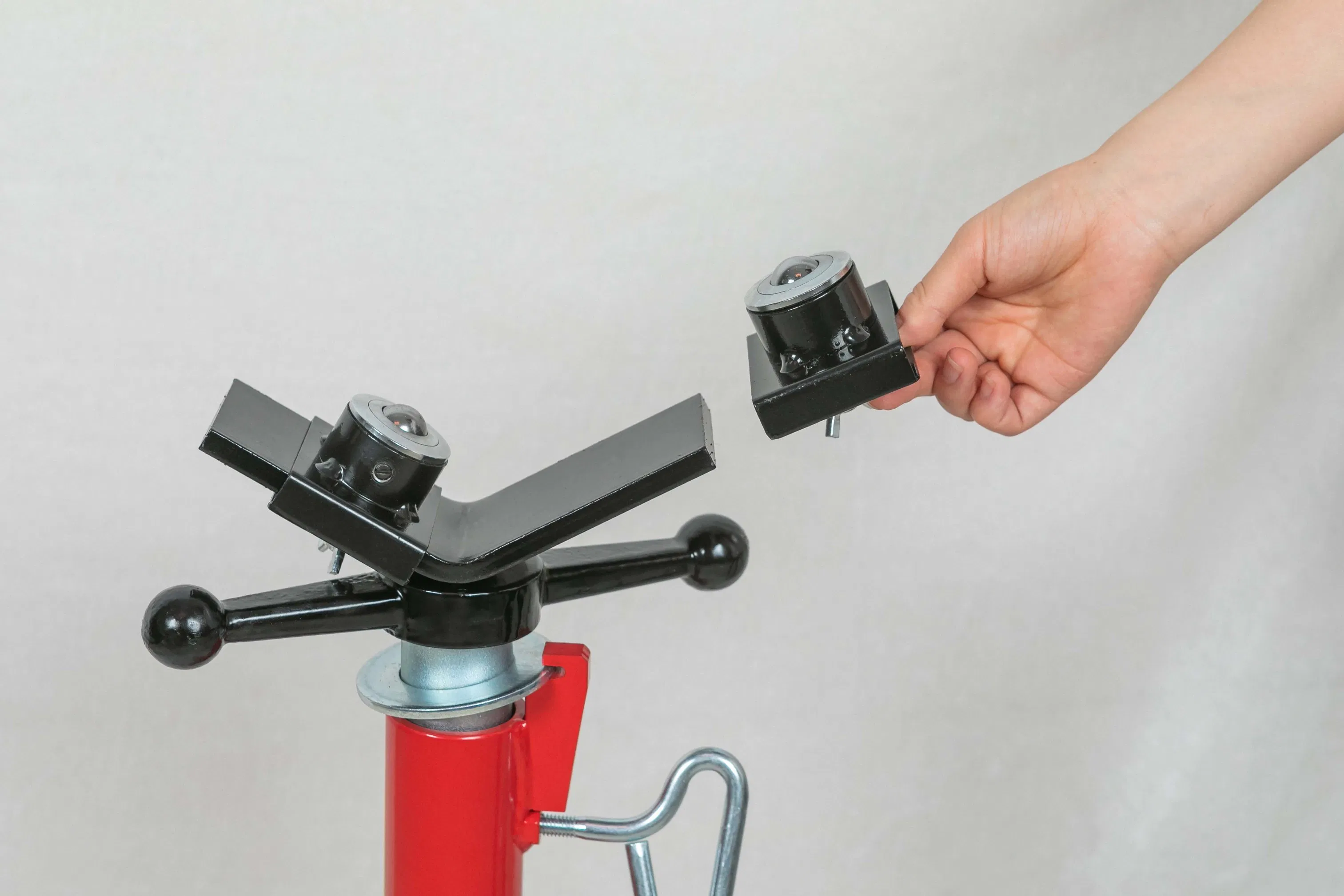 12 Inch Steel Pipe Roller Stand Factory Price Tube Support for Pipe Machine