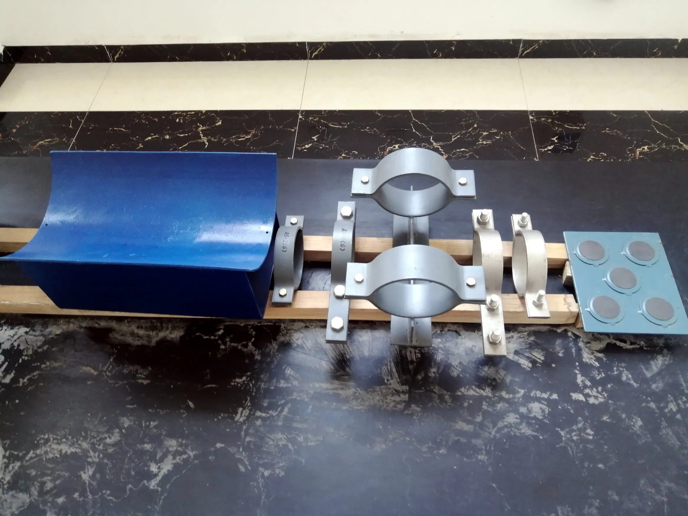 Polyurethane Cryogenic/Thermal Insulation Pipe Supports/Brackets