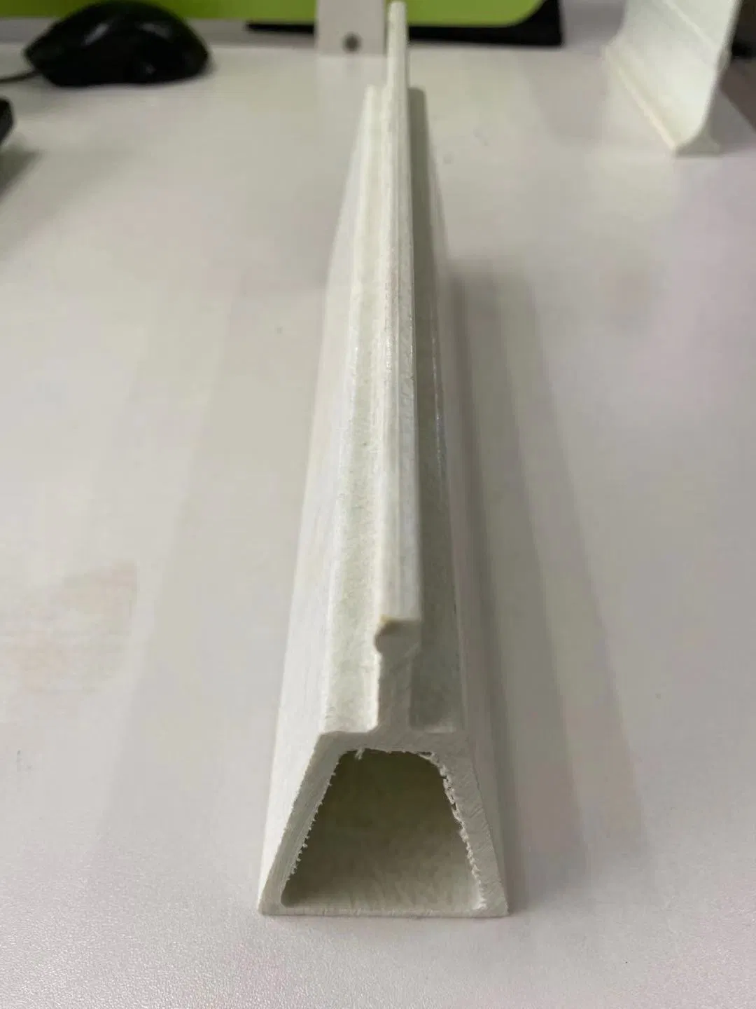 High Strength Plastic Composite Fiberglass FRP GRP Beam Support Base for Pig/Chicken/Sheet Pen Slatted Floor