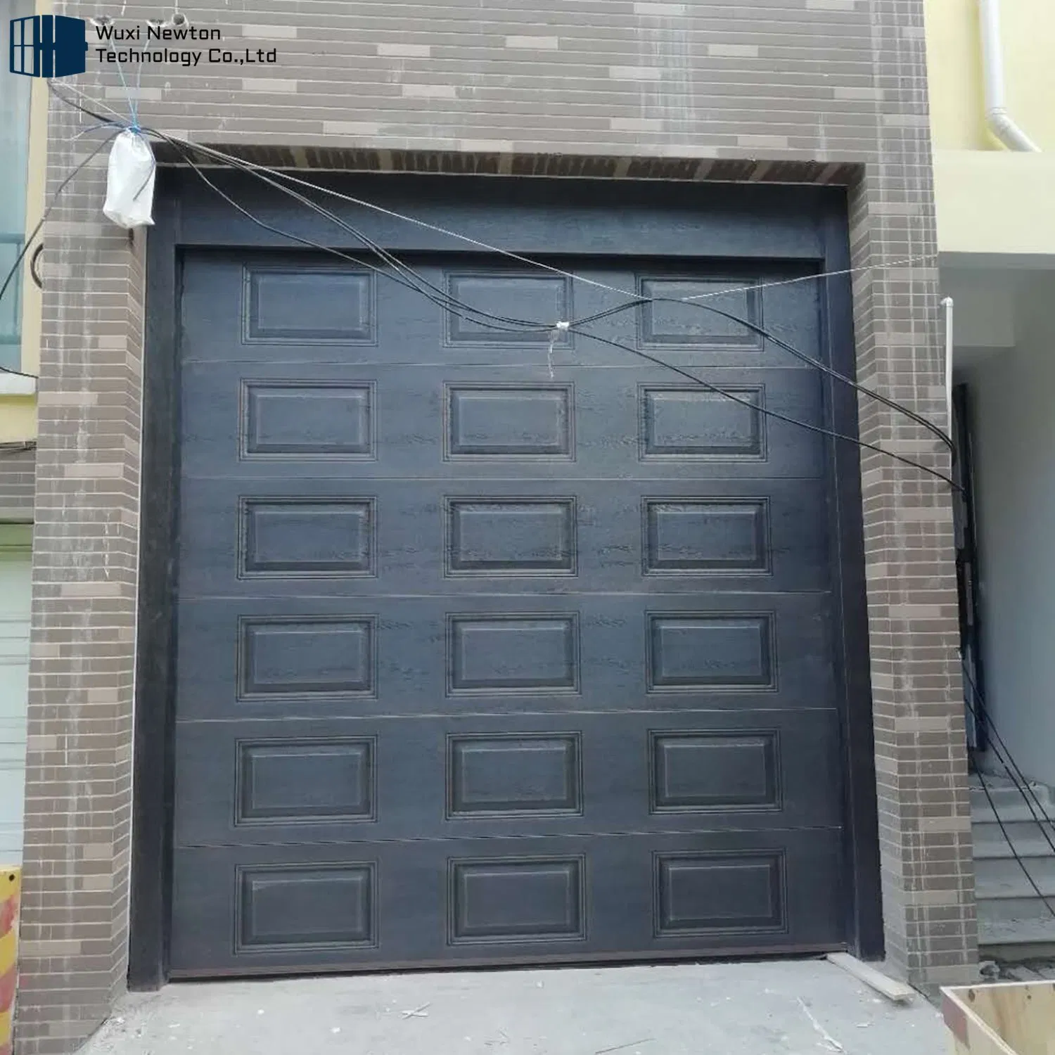 Factory Direct Modern Design Automatic Metal Sectional Aluminum Industrial Steel Garage Door