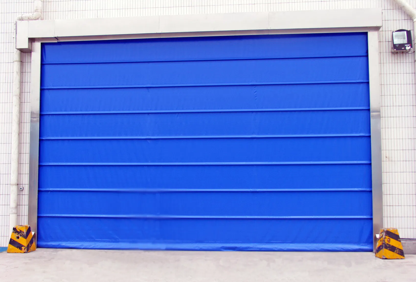 Windproof Industrial Warehouse Roller Shutter Automatic PVC High Speed Vertical Overhead Rapid Belt Folding Soft Rolling up Stacking Door