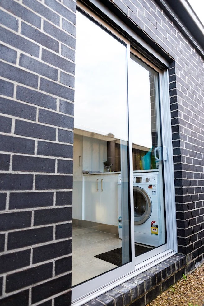 New European Aluminum Sliding Door with Stainless Steel Mesh Mosquito Net