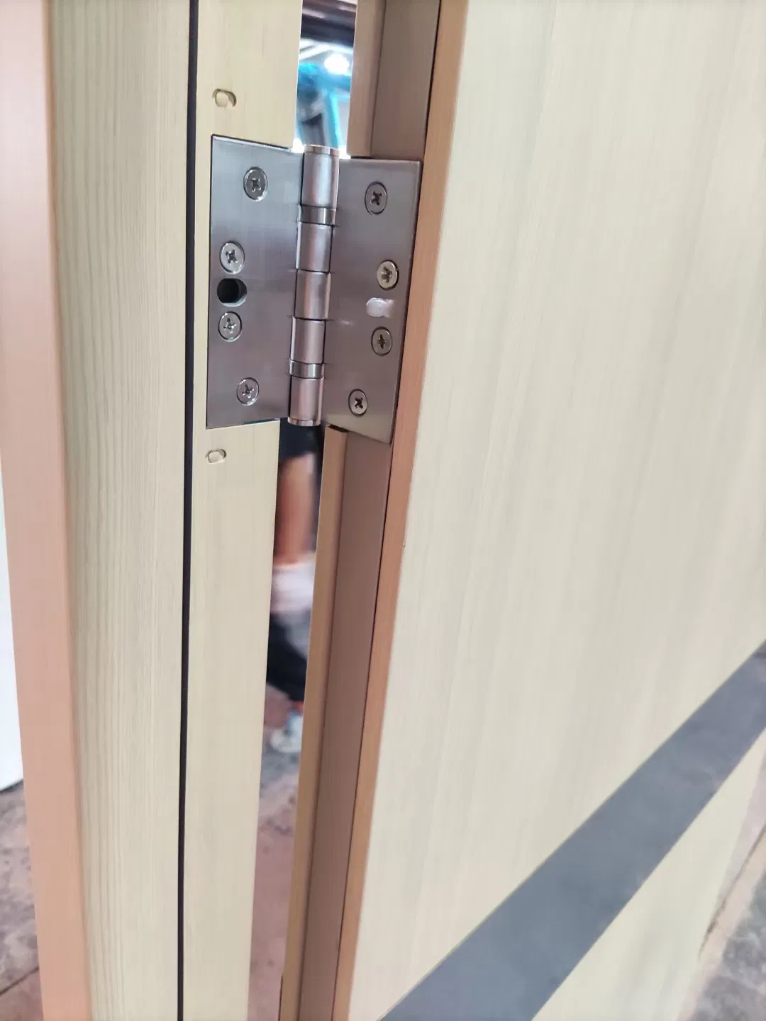 UL Fire Rated Steel Door with Wooden Color and S. S Plate