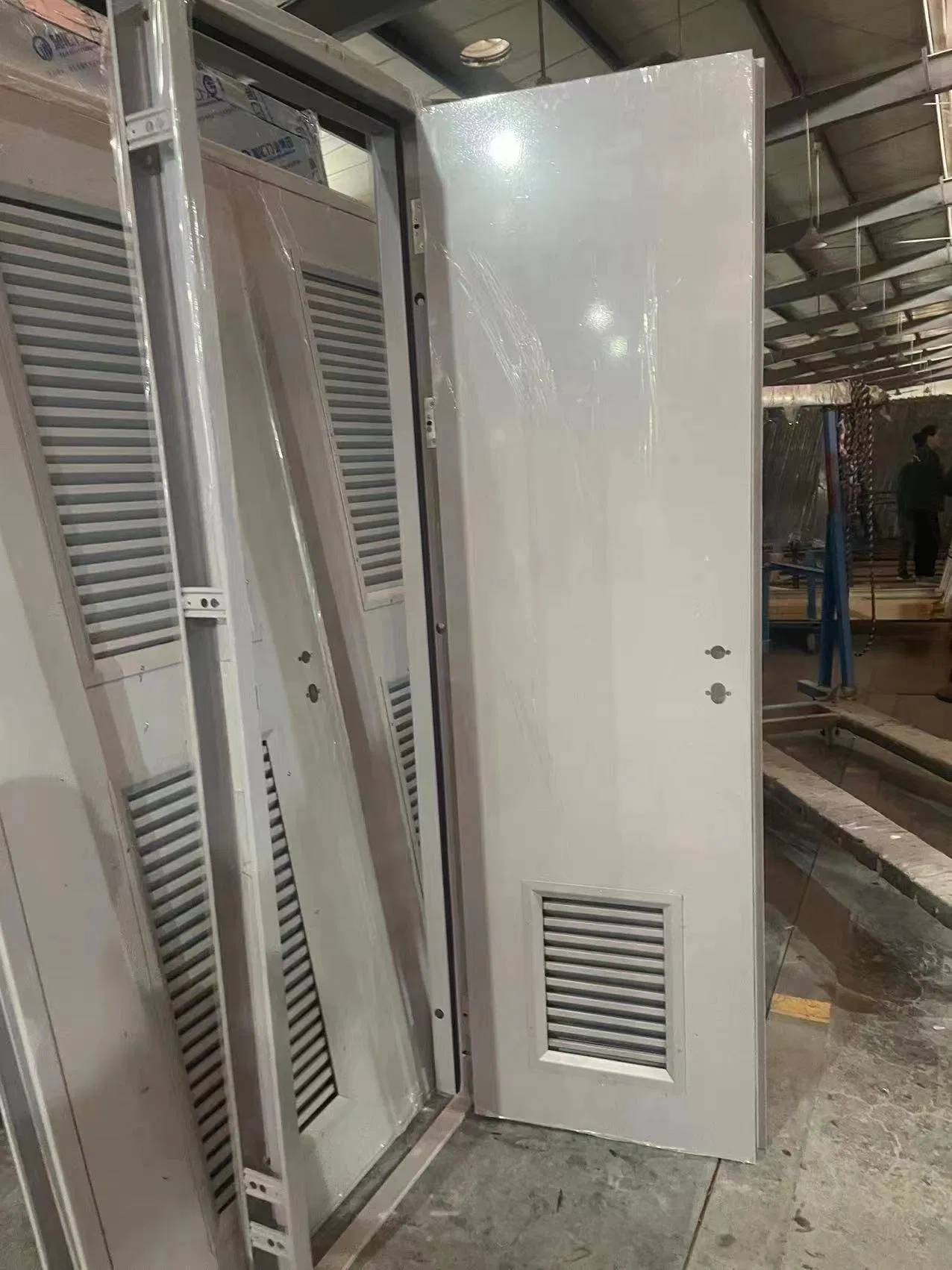 Commercial Galvanized Metal Steel Louvered Door