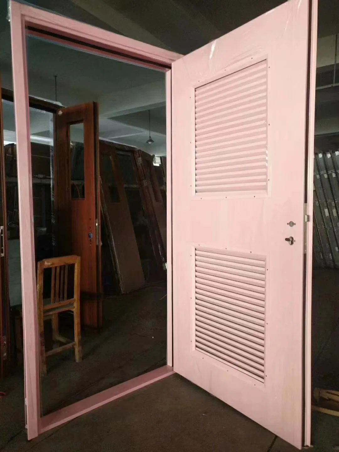 China Factory 60 90 180 Minutes Anti Fire Metal Door Design Hospital Internal Fire Rated Louvered Steel Security Doors