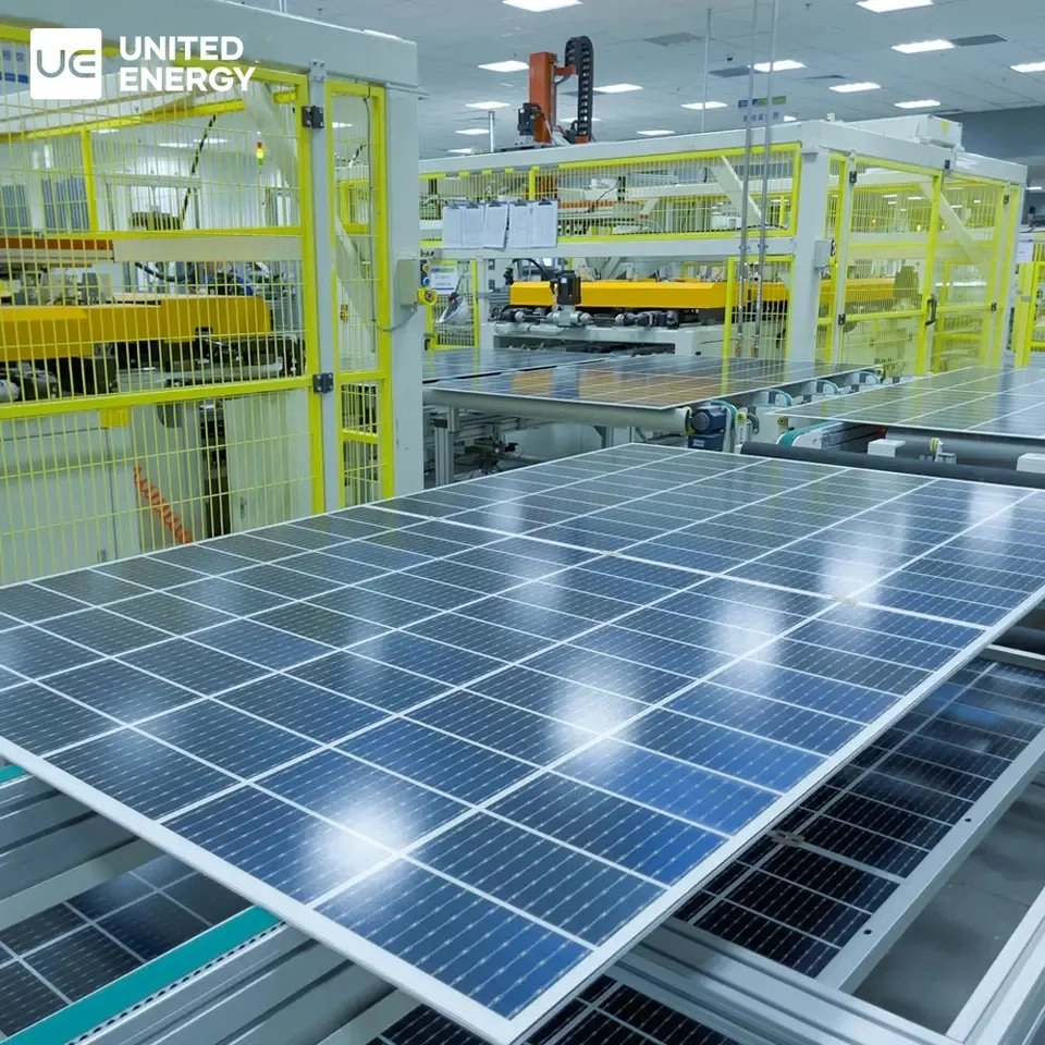 Ue Half Cell Monocrystalline Bifacial Solar Panels 690W 680W 670W 660W 650W 645W 640W PV Solar Module From China