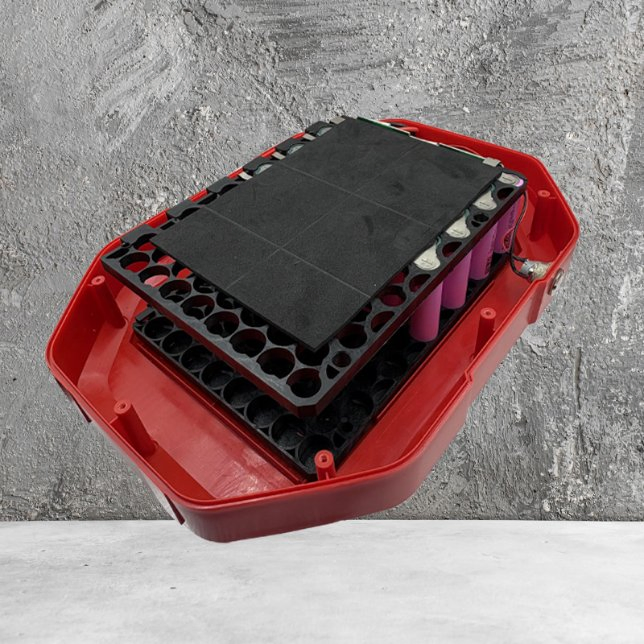 Ultimate High-Capacity Lithium Battery Pack for Global Travelers