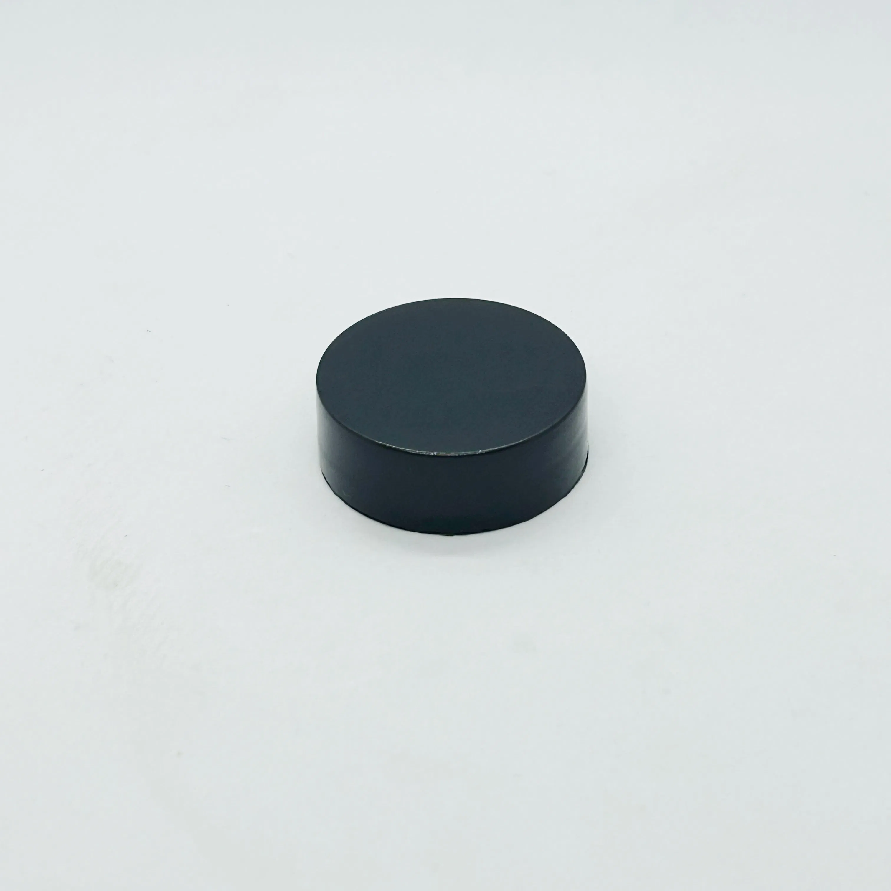 Free Samples M32/400 Custom Color Flat-Smooth Surface Plastic Continuous Thread Cap Cosmetic Package