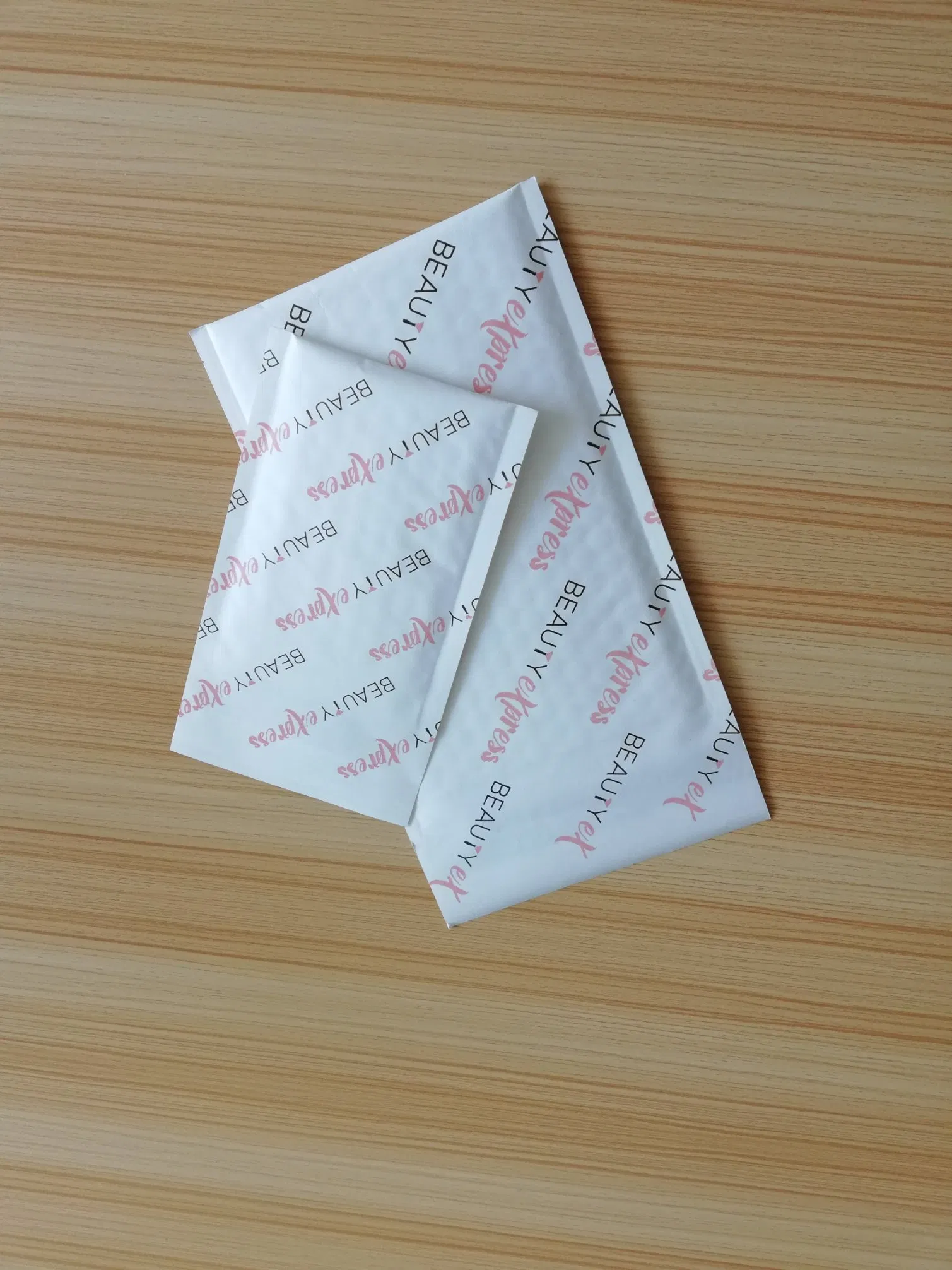 Self Adhesive Wholesale Customsized Mailer Bubble Custom Kraft Shipping Printing Envelope Bubble Mailers Packages with Logo