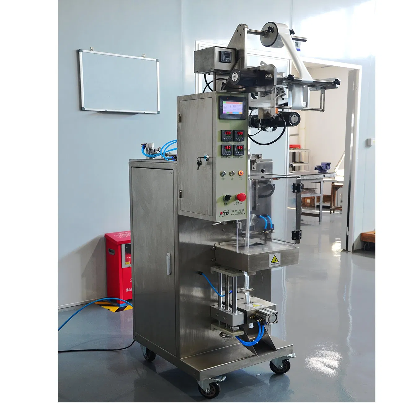 Intelligent Fluid Back Seal Type Automatic Package Machinery for Liquid