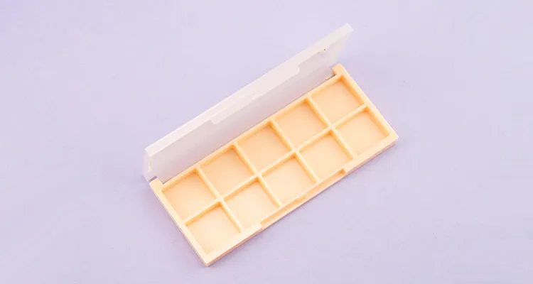 Eyeshadow Package View 1