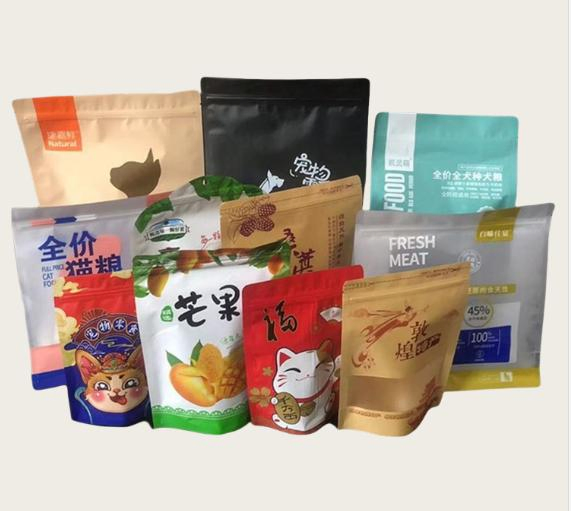 Wholesale Factory Plastic Pet Dog Treats Packaging Cat Food Package with Zipper