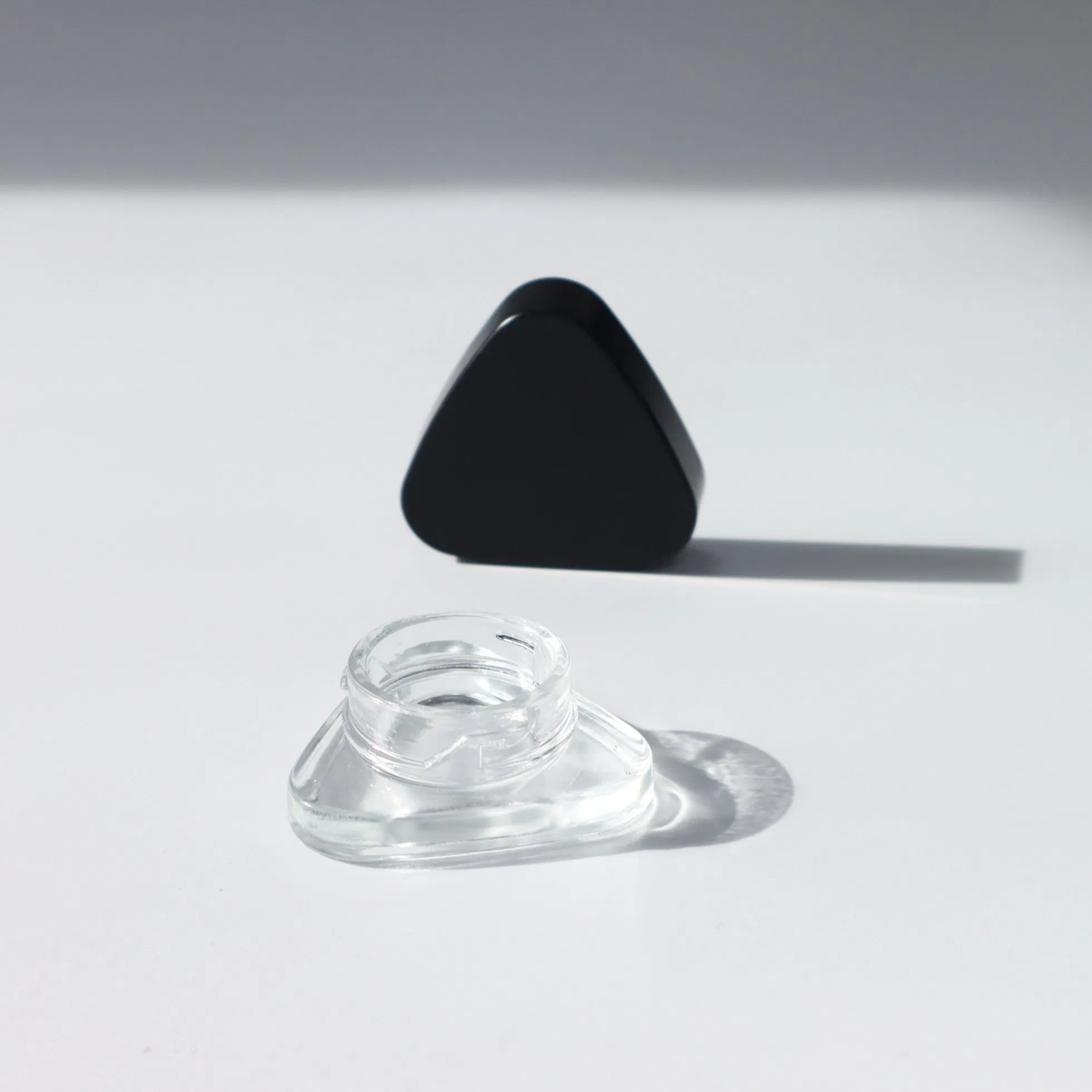 Triangle Factory Cr Glass Cosmetic 3G 5g 7g 9g Glass Concentrate Extracts Oil Bottle Jar Package with CRC Child Resistance Resistant Proof Resist Lid