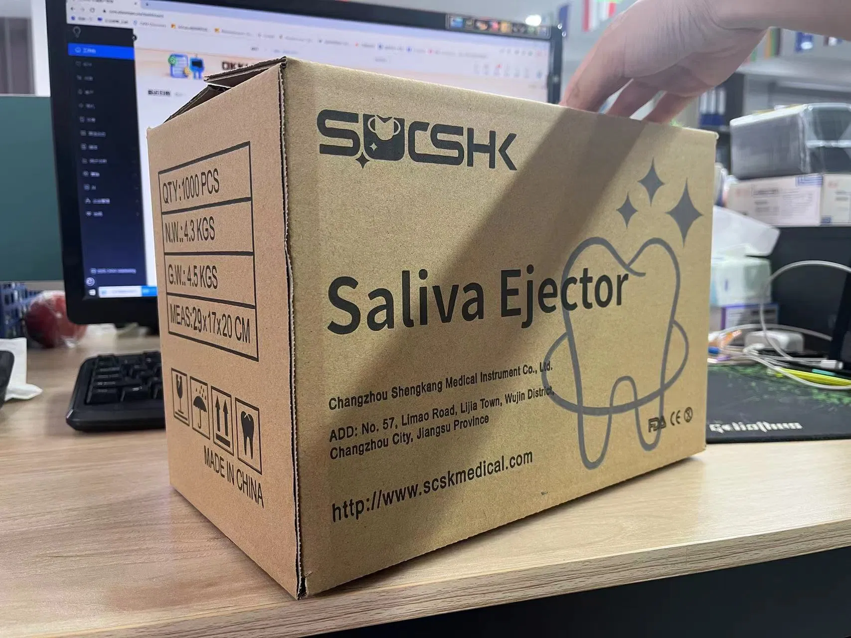 Hot Sale Autoclavable Disposable Plastic Low Volume Suction Aspirator Tube Blue Tip Single Package