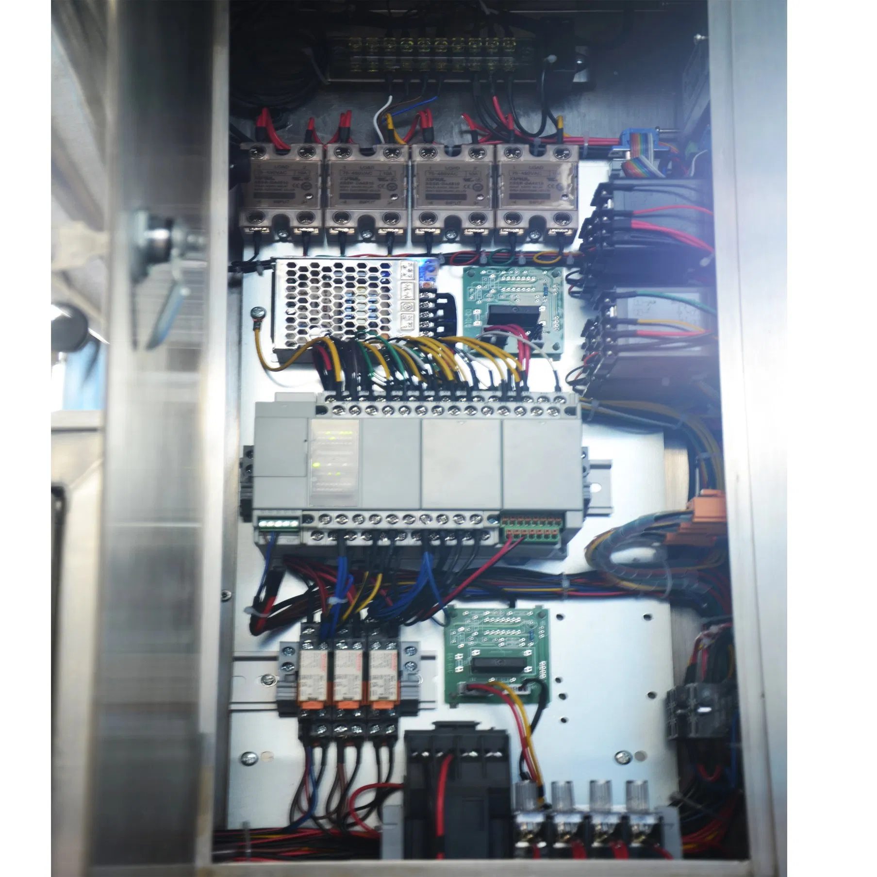 Intelligent Fluid Back Seal Type Automatic Package Machinery for Liquid