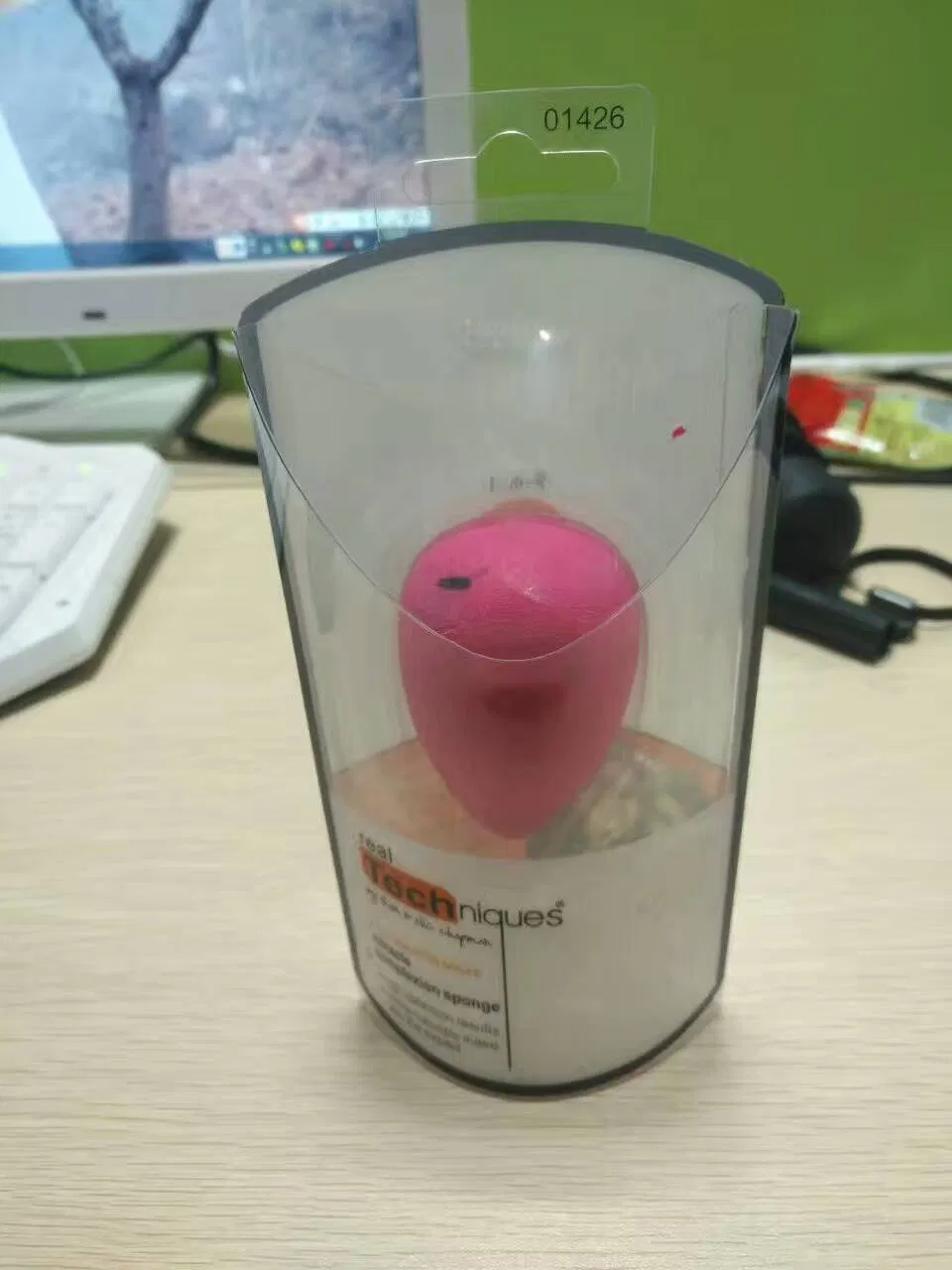 Plastic clear package for cosmetic accessories