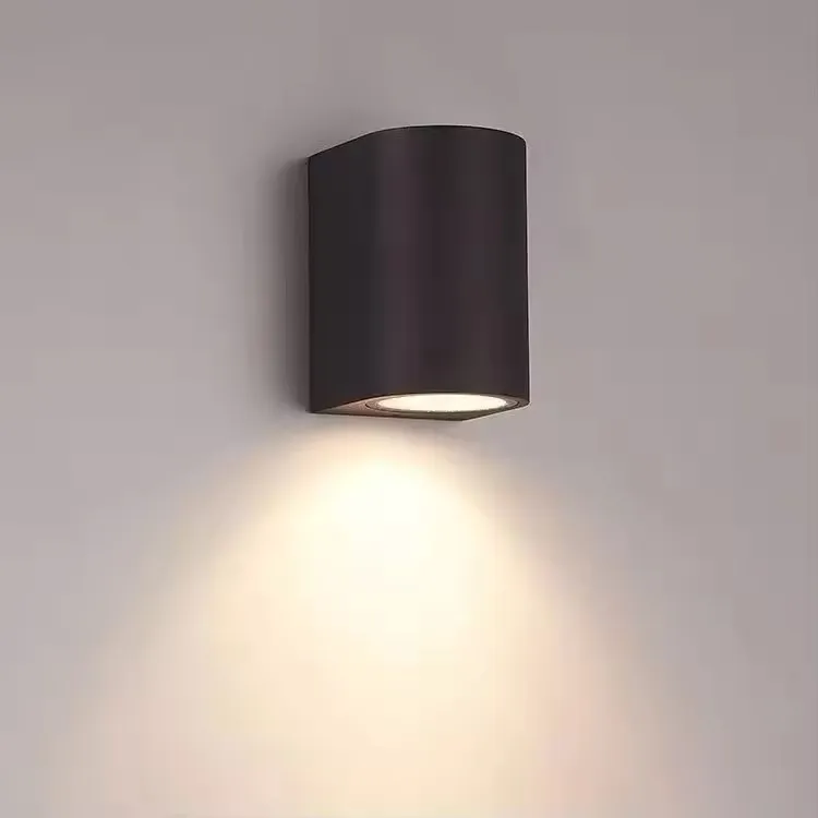 Wall Light Detail 3