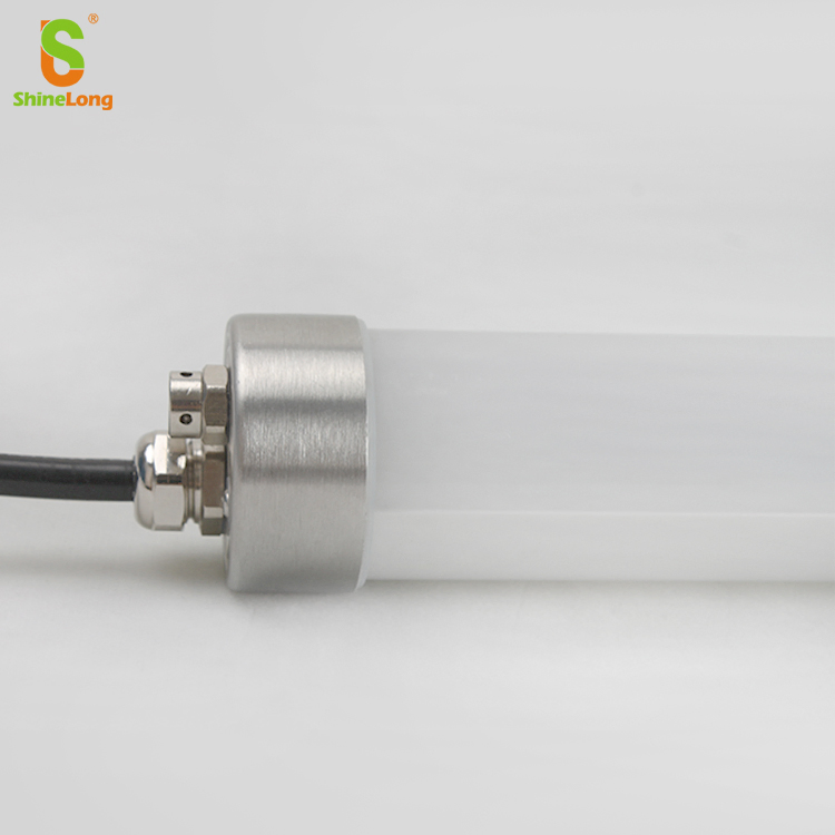 Vapor Tight Tri-Proof LED Light Fixture with Beam Angle 120