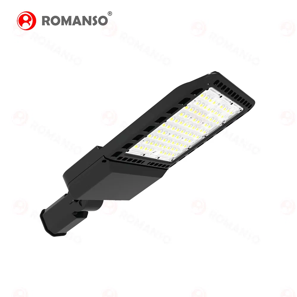 Good Heat Sink LED Area Light 100W Shoe Box Light 100-277V Parking Lot LED Lighting