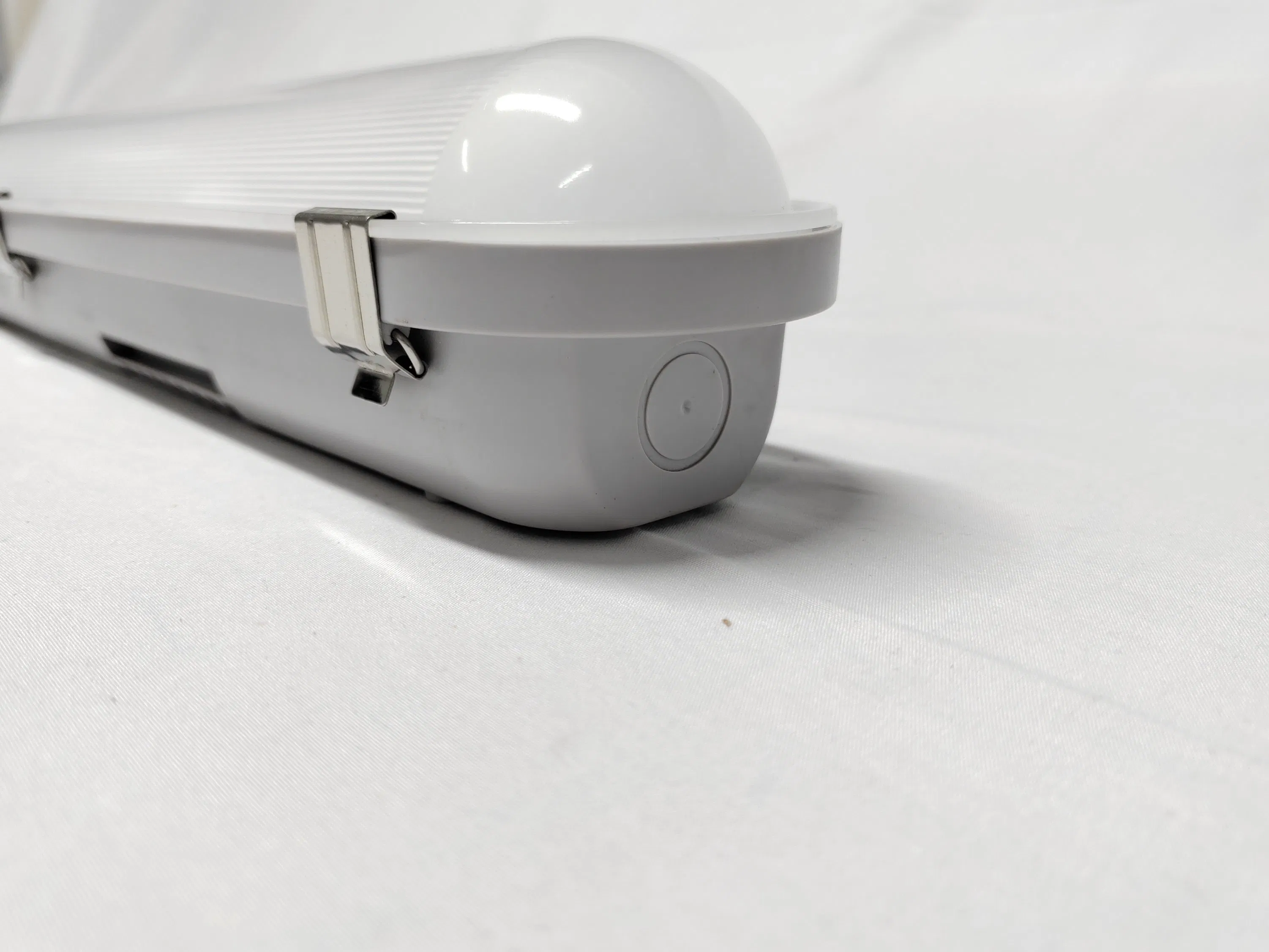 High-Performance ETL Certified Vapor Tight LED Light Fixture