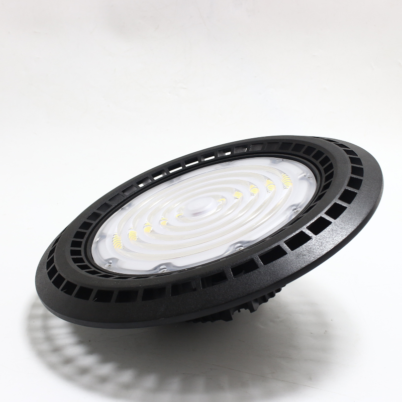 LED High Bay Light Housing Ce/UL/Dlc/ETL Approved 50W/80W/100W/120W/150W/200W/300W/400W/500W/600W/1000W/1500W LED Linear High Bay Light with 3/5 Years Warranty
