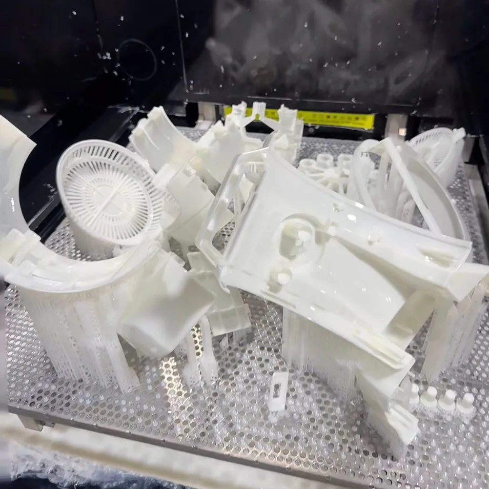 SLA 3D Printing Prototyping