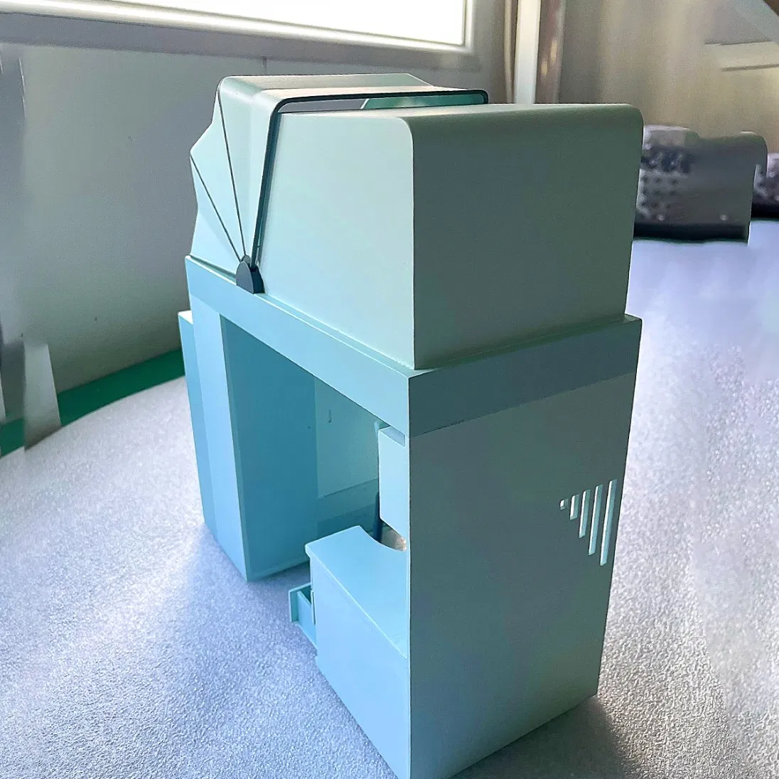 SLA 3D Printing Models with Smooth Surface Finish