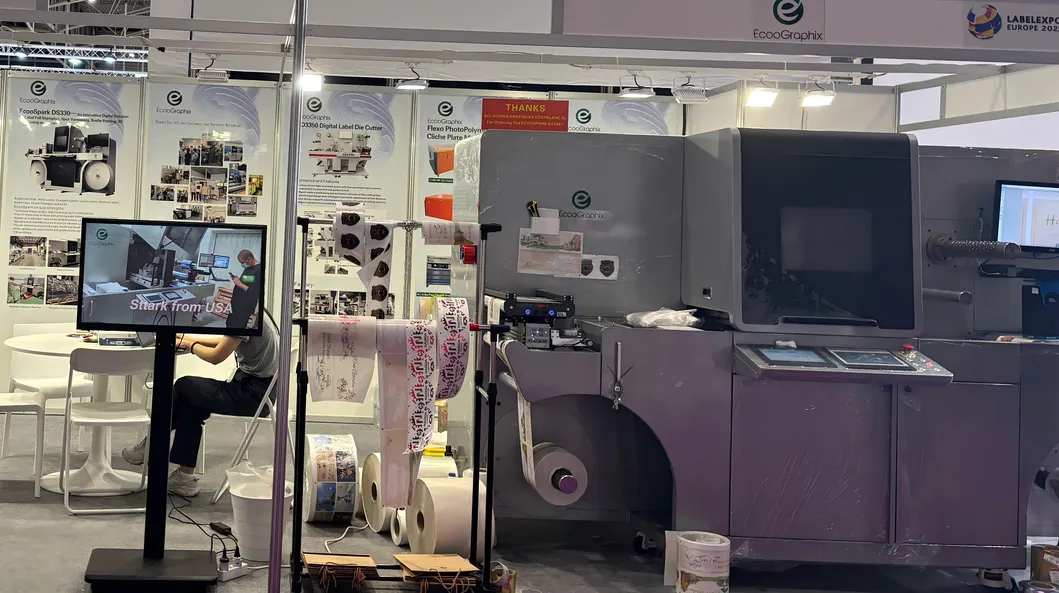 Digital Varnish Machine