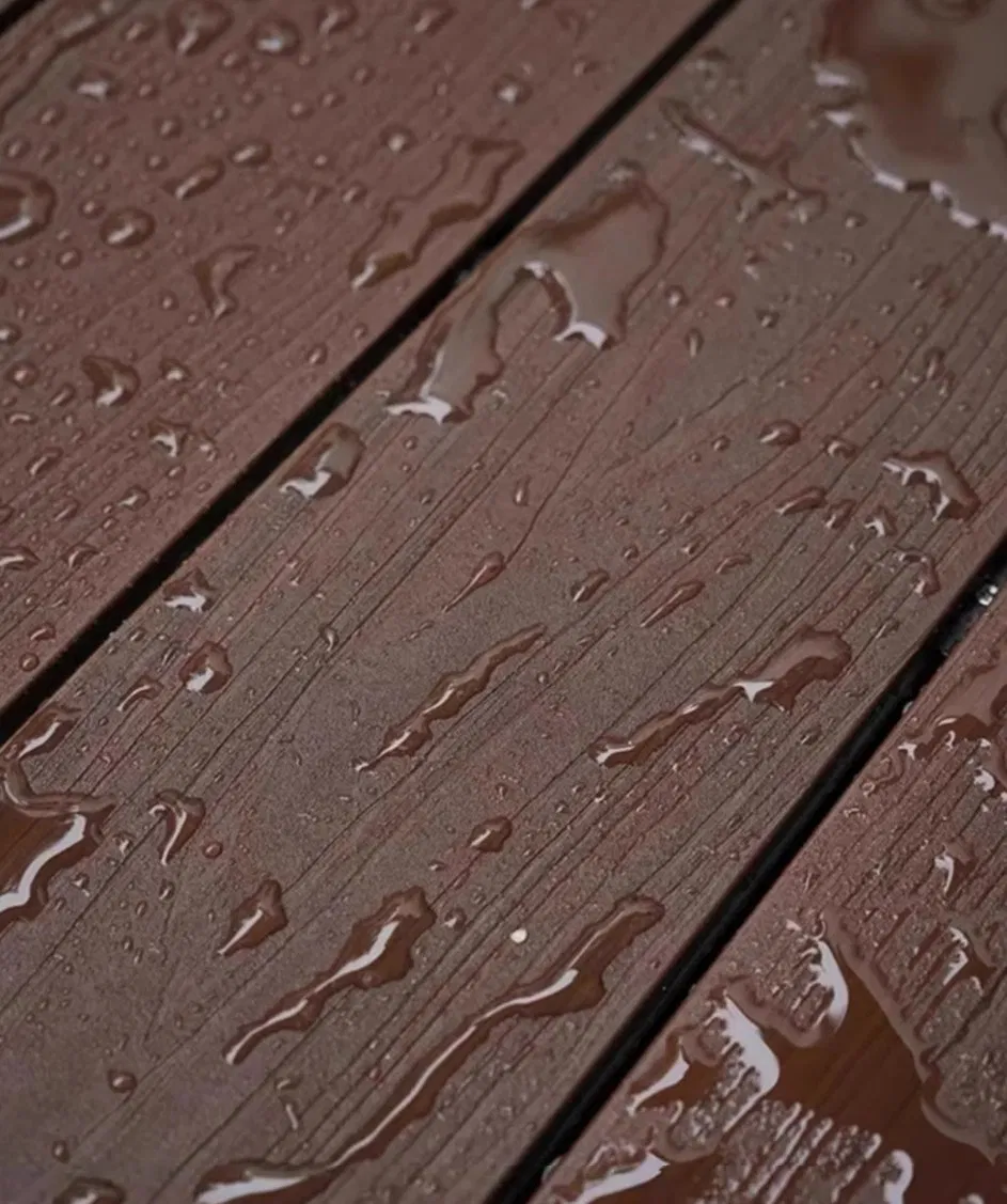 Hollow Co-Extruded WPC Decking Tiles 138X23mm Waterproof Anti-Static for Outdoor Commercial