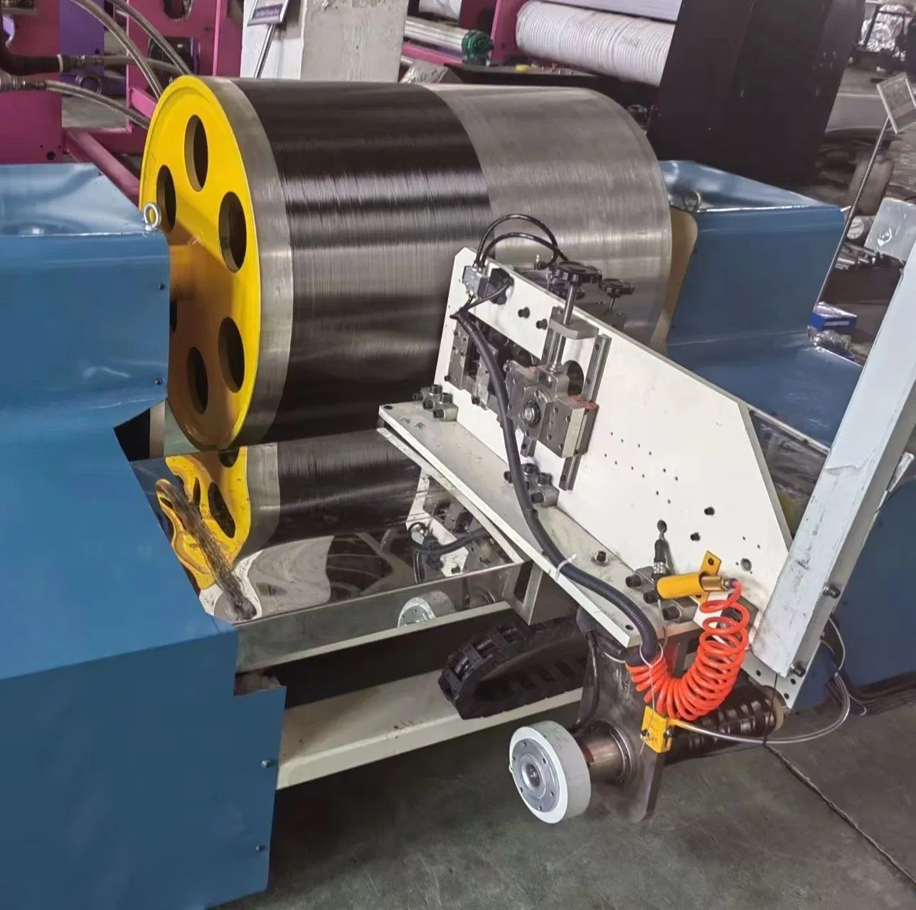 High-Performance Prepreg Roller Layout System for Efficient Production