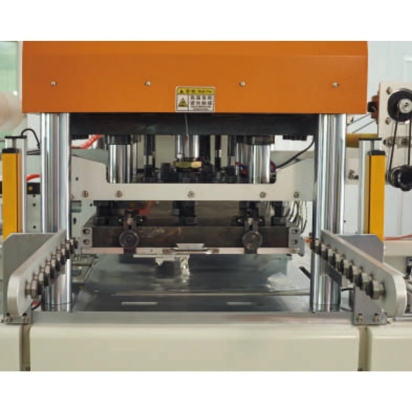 Enhanced Efficiency Digital Foil Stamping Machine BS-900sc Designed for Long Term Industrial Use