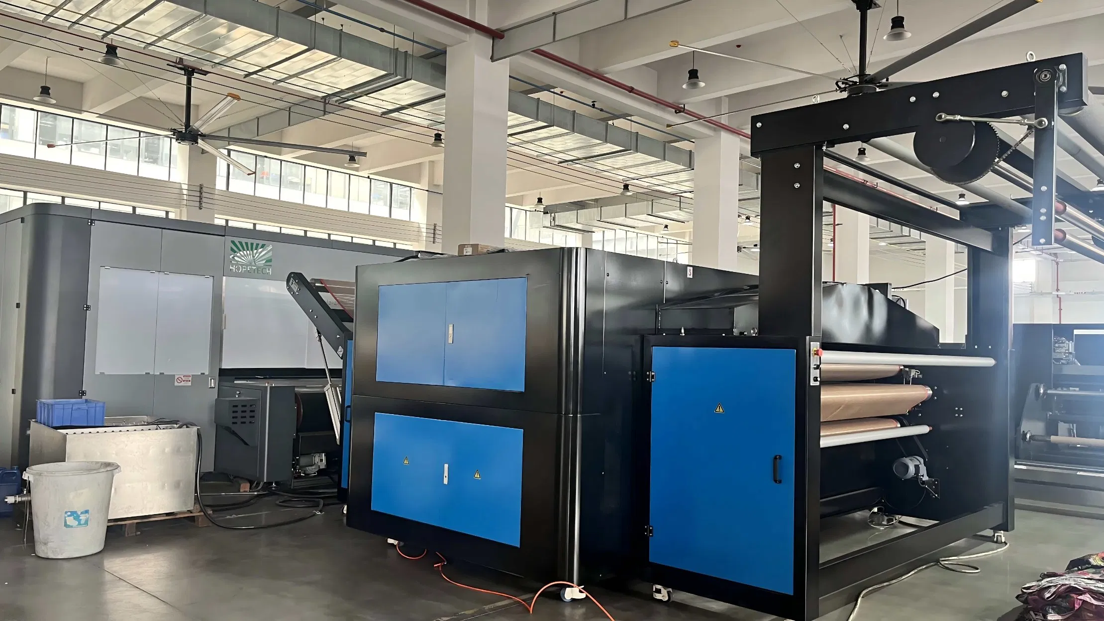 H3 Plus China Cloths Textile Printing Machine Large Format Industrial Digital Printer High Resolution Digital Printing Solutions
