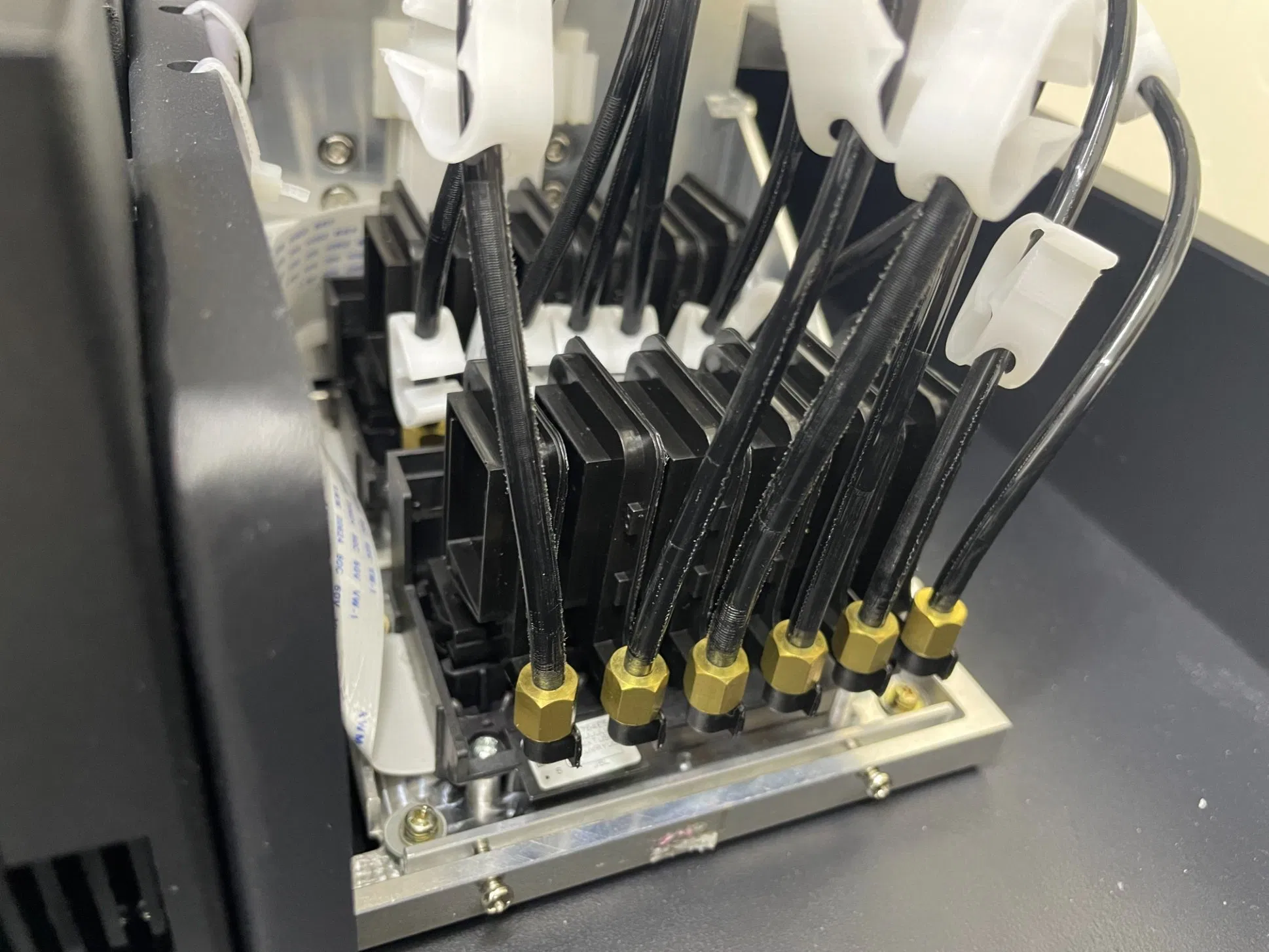 Petit Imprimante Pour Les Logo Small Format Ydm A3/A4 Flatbed UV Printer