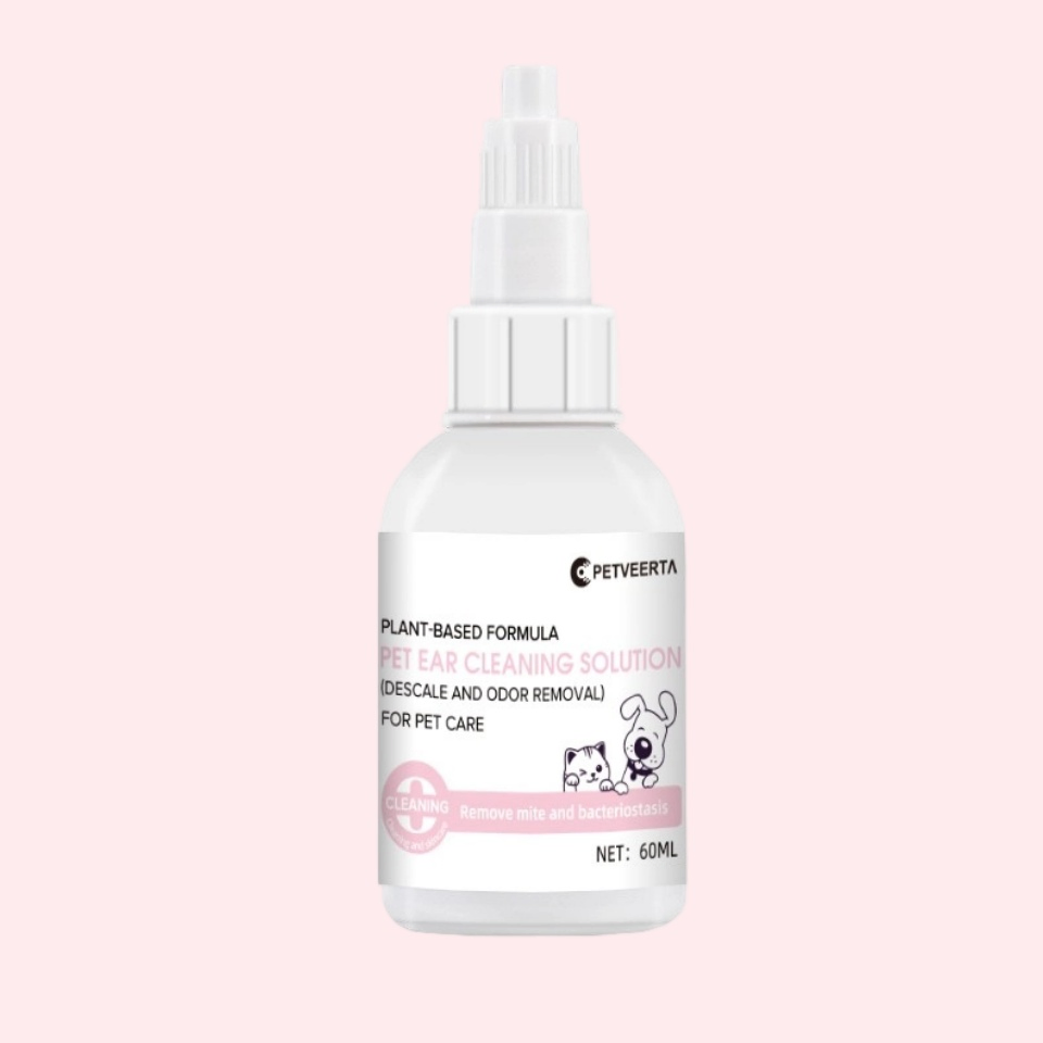 Vet-Trusted Pet Ear Cleansing Solution for Gentle &amp; Safe Hygiene