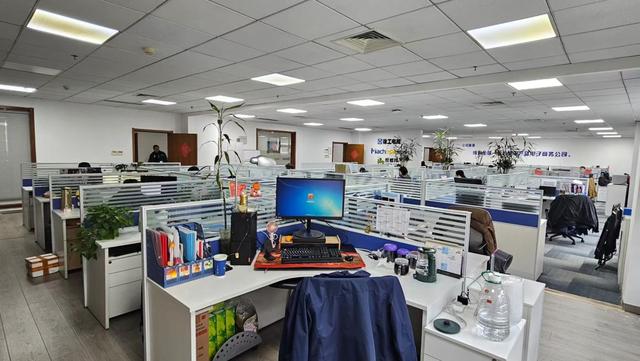 AeroLoad air freight logistics operations at Shenzhen hub