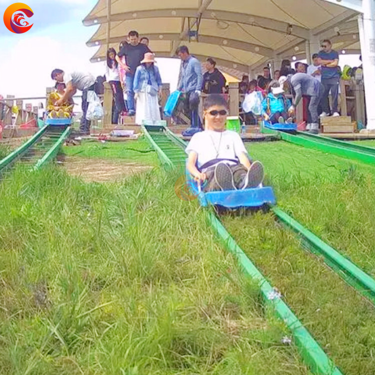 Scenic Outdoor Lawn Track Grass Skiing Amusement Park Speed Grass Flying Grass Hillside Grassland Sliding Ride On Cars