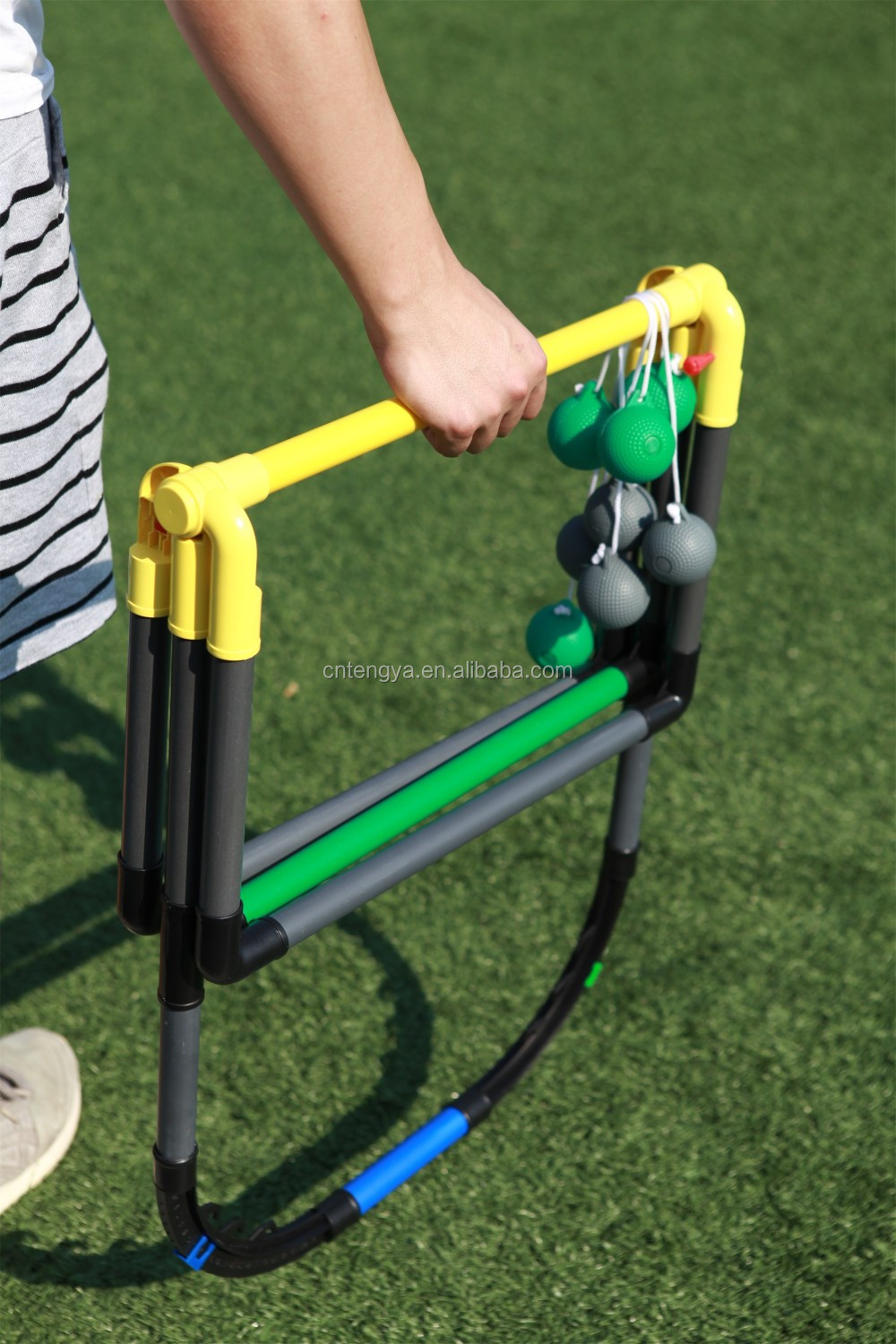 Ladder Ball Detail 2