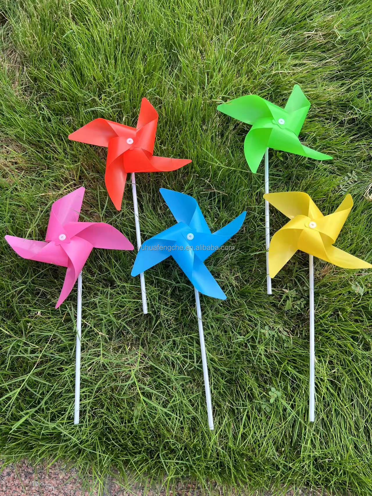 DIY Wholesale 4 Blades Spinning Pinwheel Windmill Toy Plastic Garden Decoration Customizable Colors Logo All-Season Outdoor Use