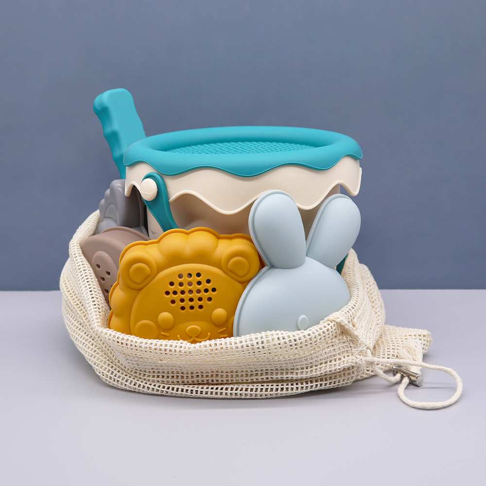 BPA Free Portable Children Summer Toy Silicone Kids Sand Play Toy Set Beach Bucket Toys