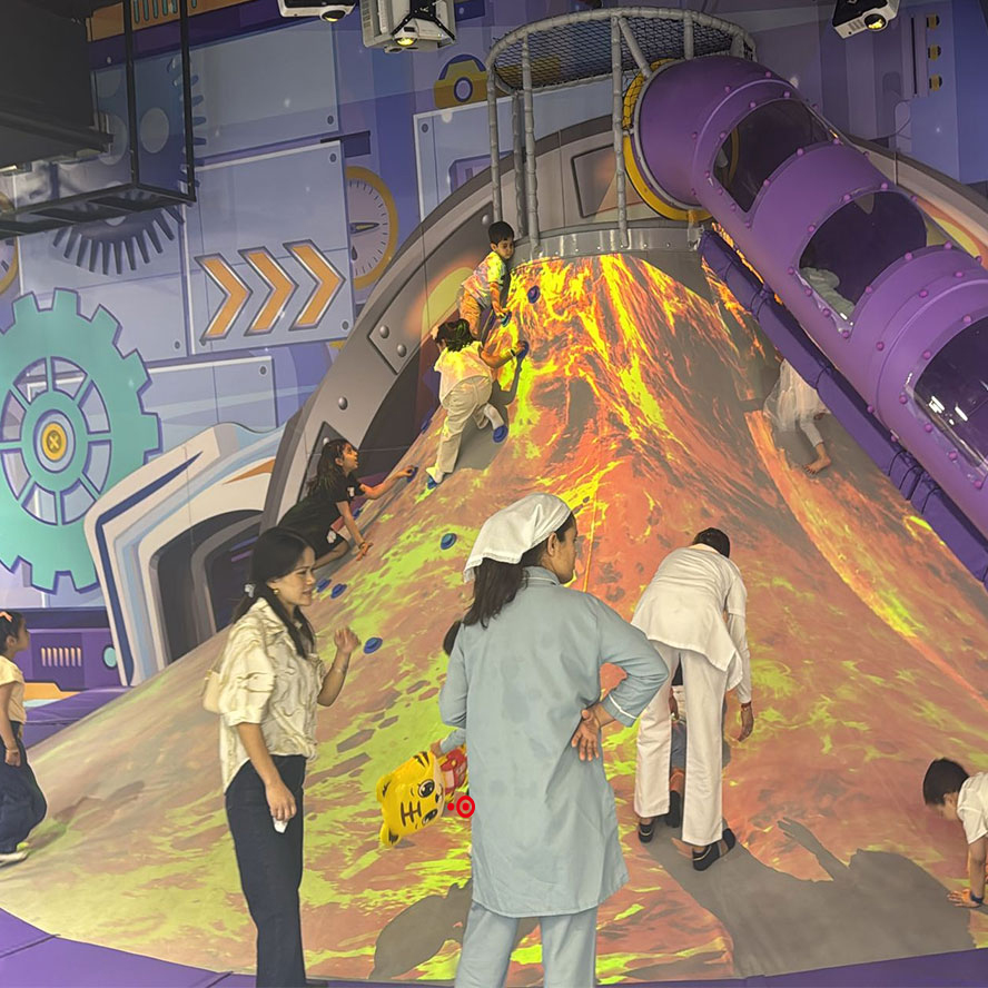 Children Volcano Themed Climb Slide Module with Real-Time Slide Projection for Indoor Adventure Venues