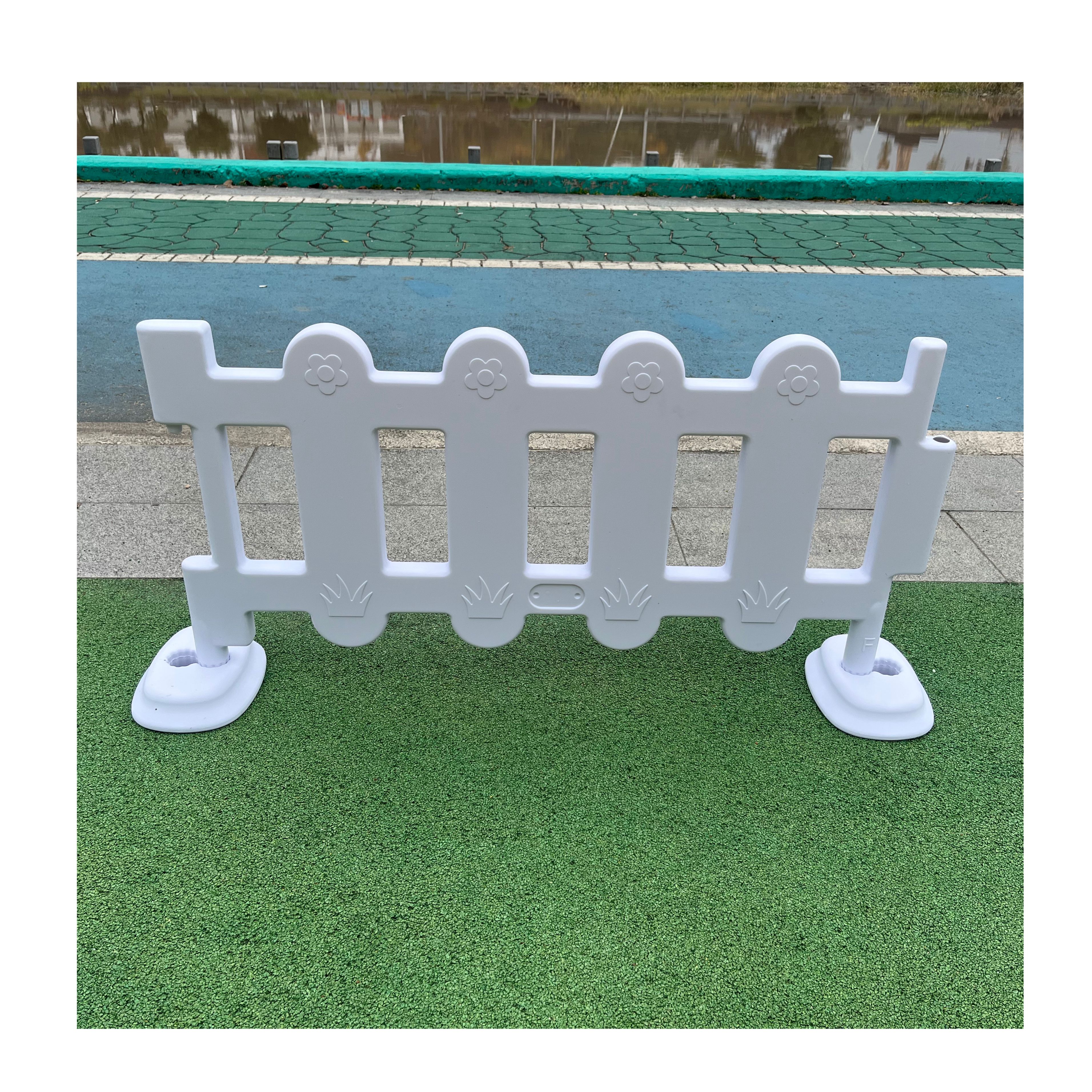 White Plastic PE Play Yard Fence Soft Playpen for Backyard Play or School Playgrounds