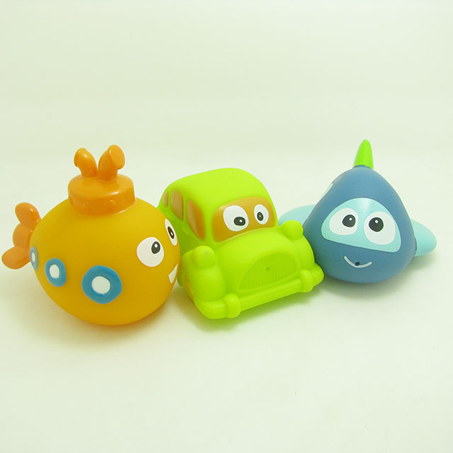 Wholesale Floating Baby Lovely airplane toys car and submarine toys Water Play Baby Bath Toys