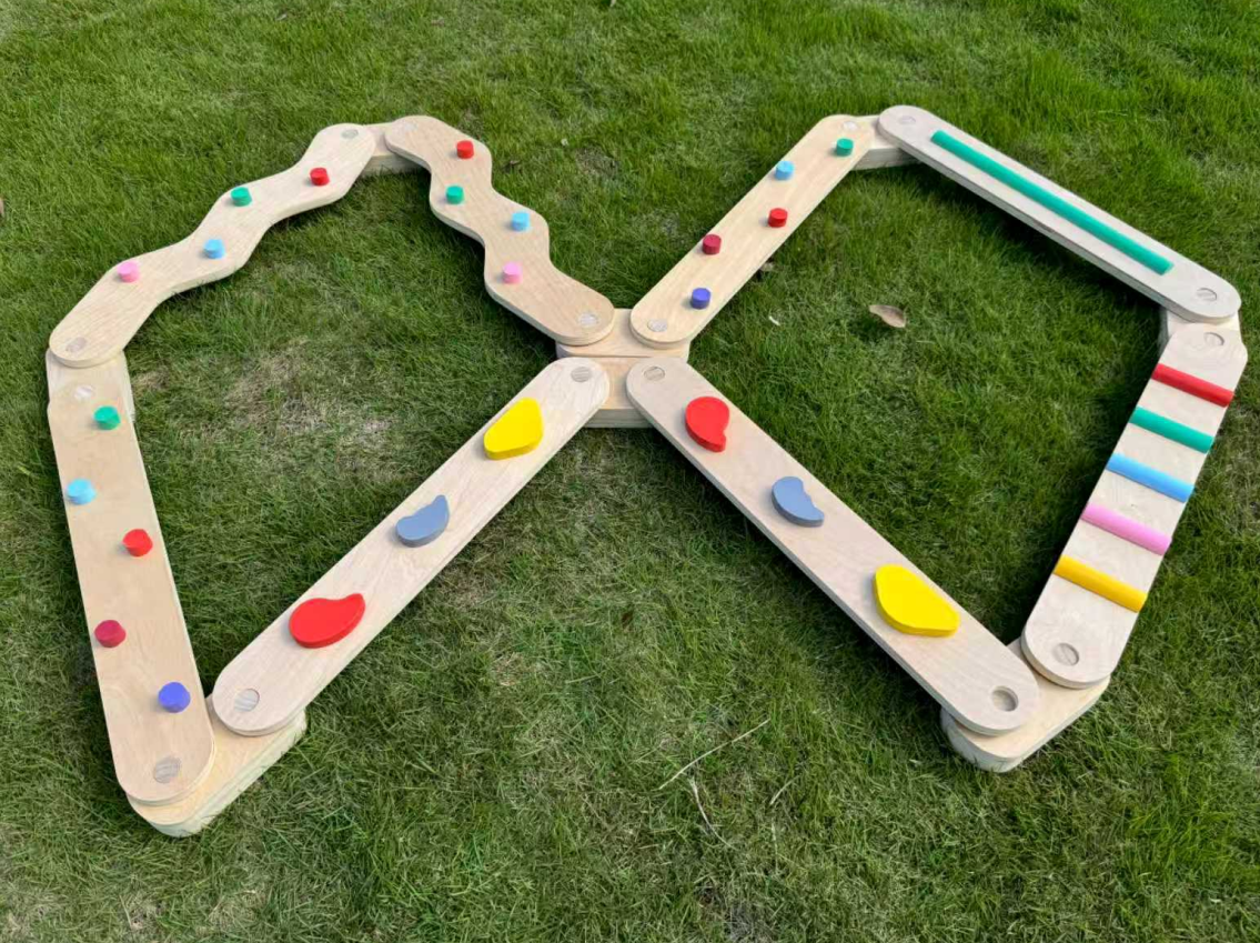 Factory Quality 8 Pcs Wooden Indoor Foldable Kids Balance Beam &amp; Board Wobble Exercise Gym Toy for Toddler Outdoor Use